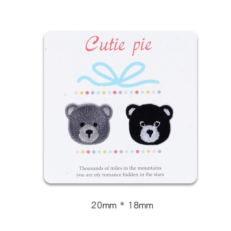 Karte mit 20mm Teddy-Bärkopf-Patches, dunkelgrau und schwarz, selbstklebend