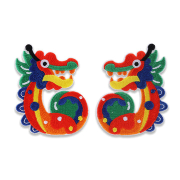 Self-adhesive embroidered Chinese dragon blessing patch, red blue green, 4-pack