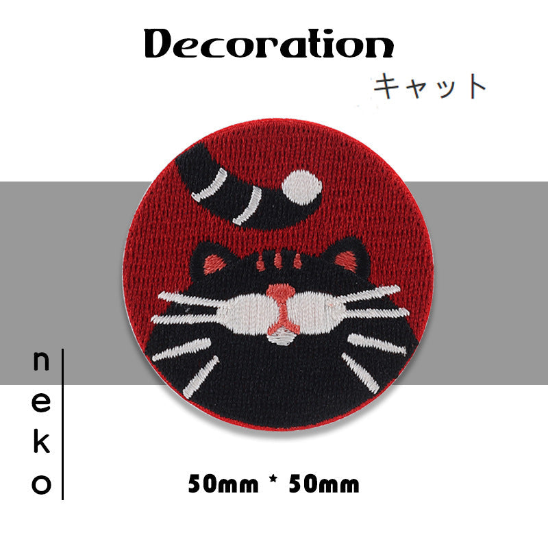 Round dark-red kitten cat-face embroidered patch, size 50mm x 50mm