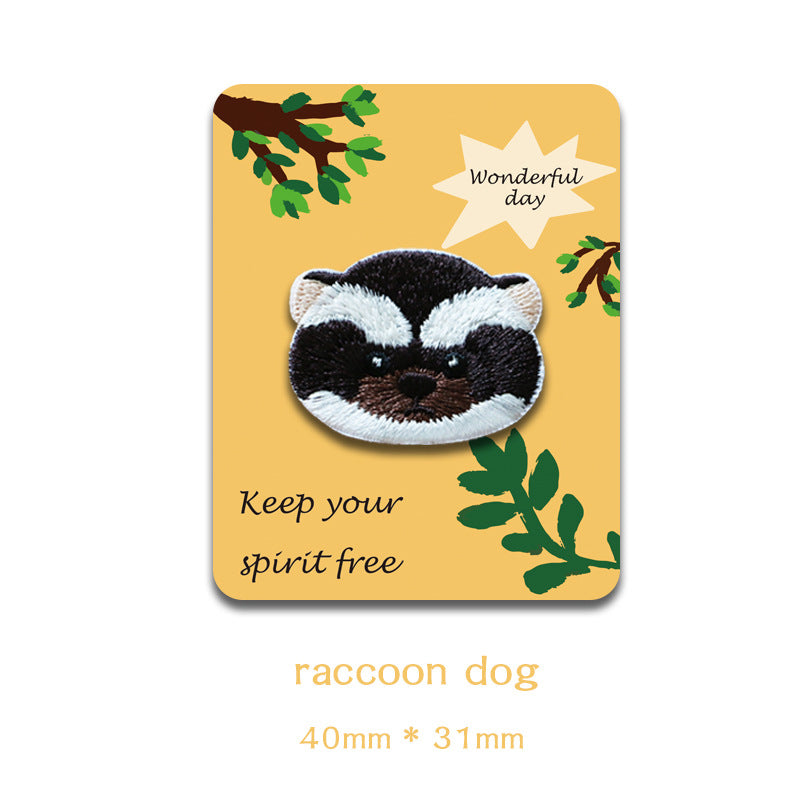 Raccoon dog embroidered head patch, self-adhesive, approx. 40mm x 31mm