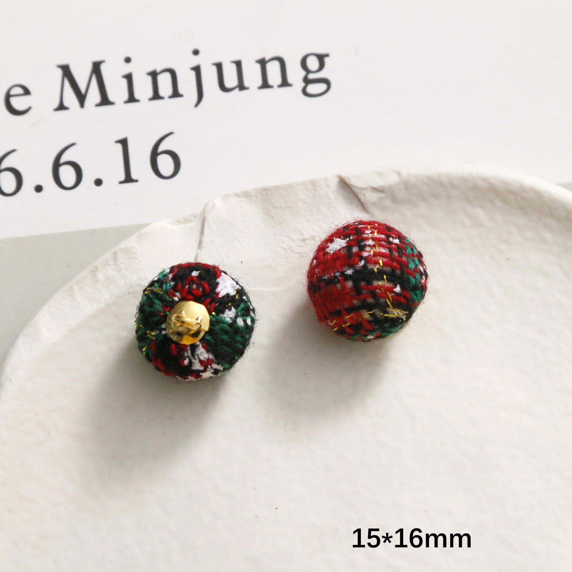 Green and red plaid fabric hanging balls with gold loop, 15x16mm