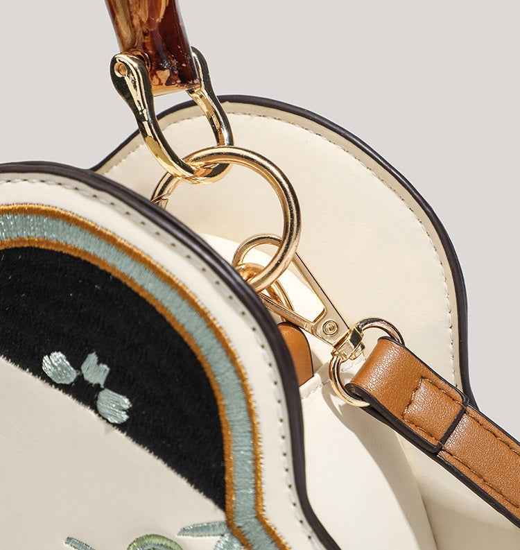 Unique Panda Handbag with Bamboo Handle – Stylish Crossbody Bag for Women