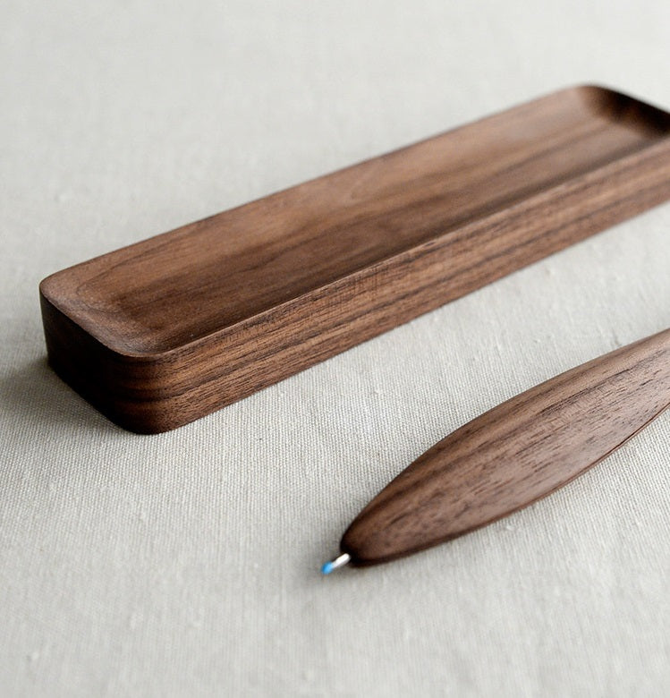 Black Walnut Wood Fish Pen – Gel Pen with Uni UMR-85 Refill 0.5mm
