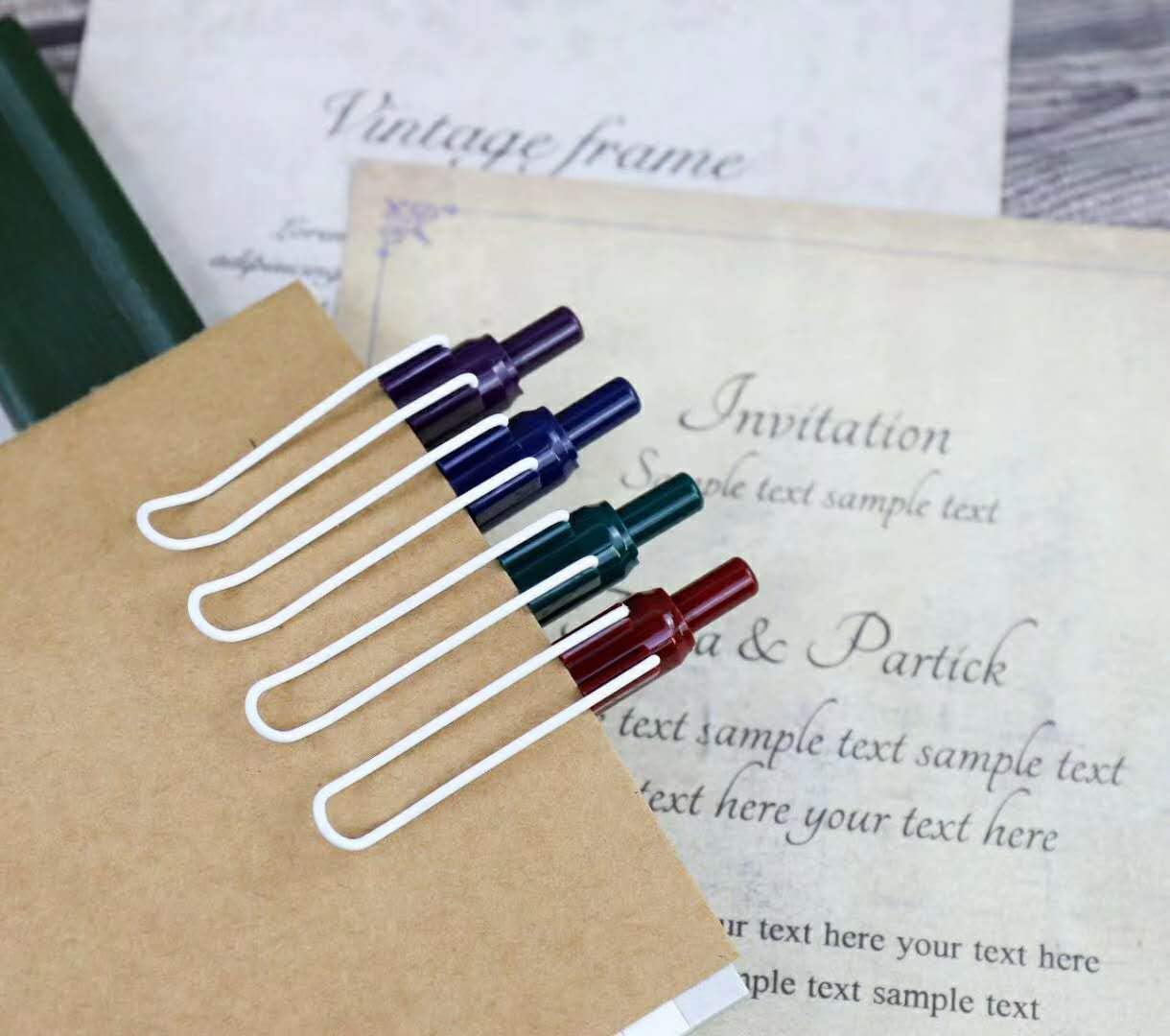 COLNK Colored Gel Pens with Retro Ink Retractable,0.5mm,8 Pack