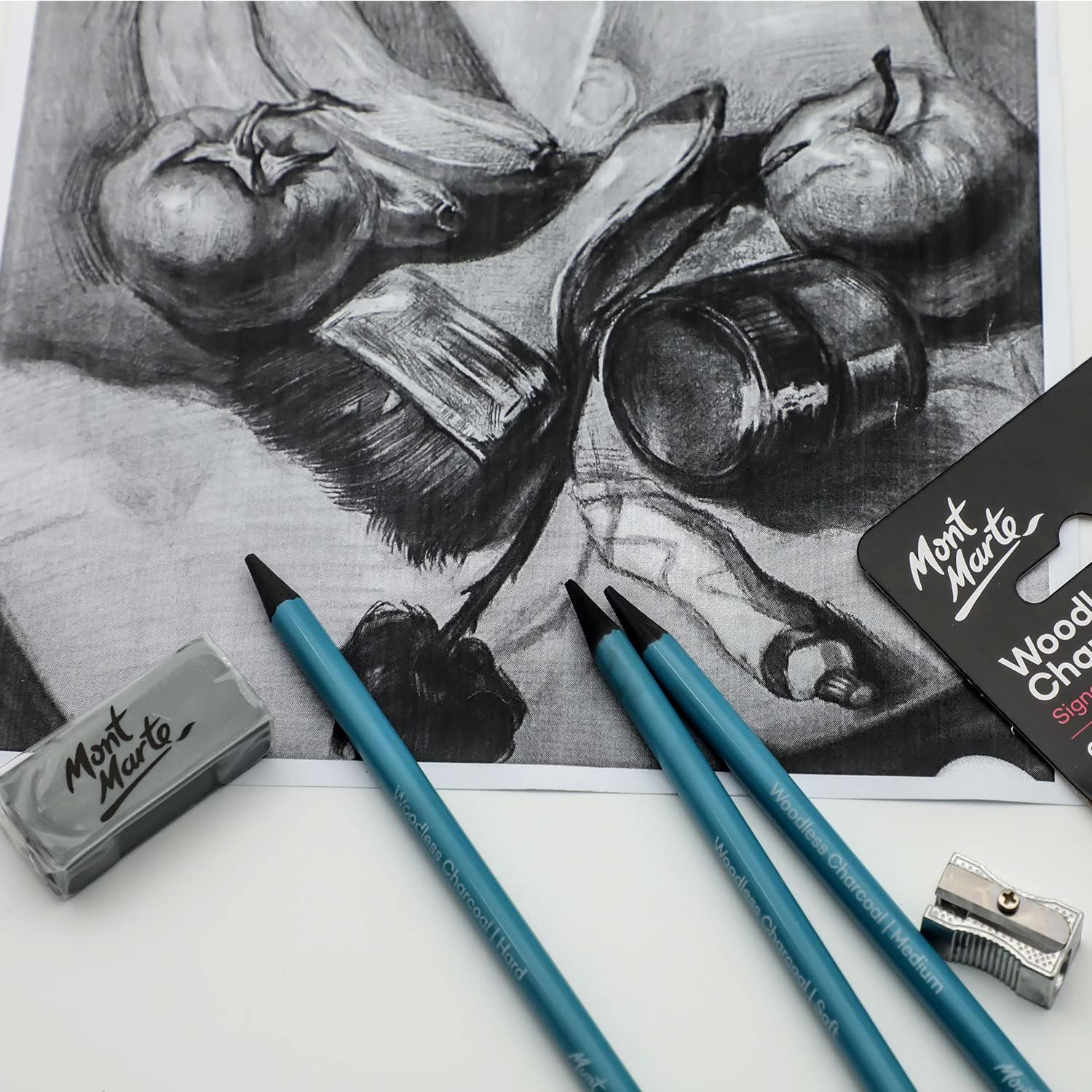 Mont Marte Woodless Charcoal Pencils,3 Piece,Soft,Medium and Hard